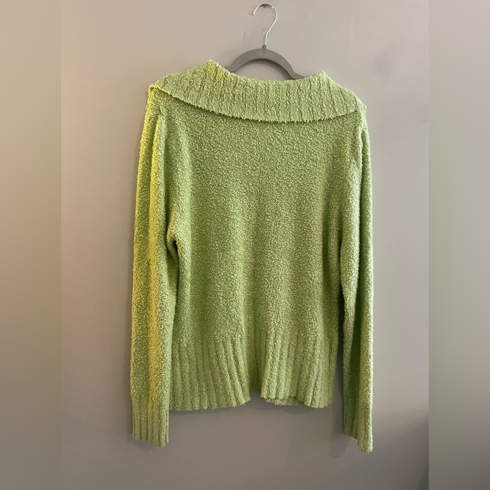 Northcrest Lime Green Fuzzy Collared Sweater With Pockets - Picture 5 of 5
